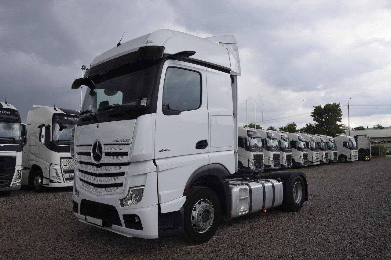 Mercedes-Benz Actros 5 1845 BigSpace - Камион влекач: слика 1 Mercedes-Benz Actros 5 1845 BigSpace - Камион влекач: слика 1