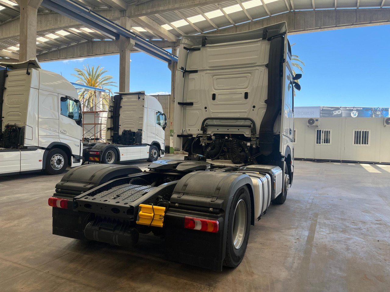 Mercedes-Benz Actros 5 1845 BigSpace - Камион влекач: слика 3 Mercedes-Benz Actros 5 1845 BigSpace - Камион влекач: слика 3