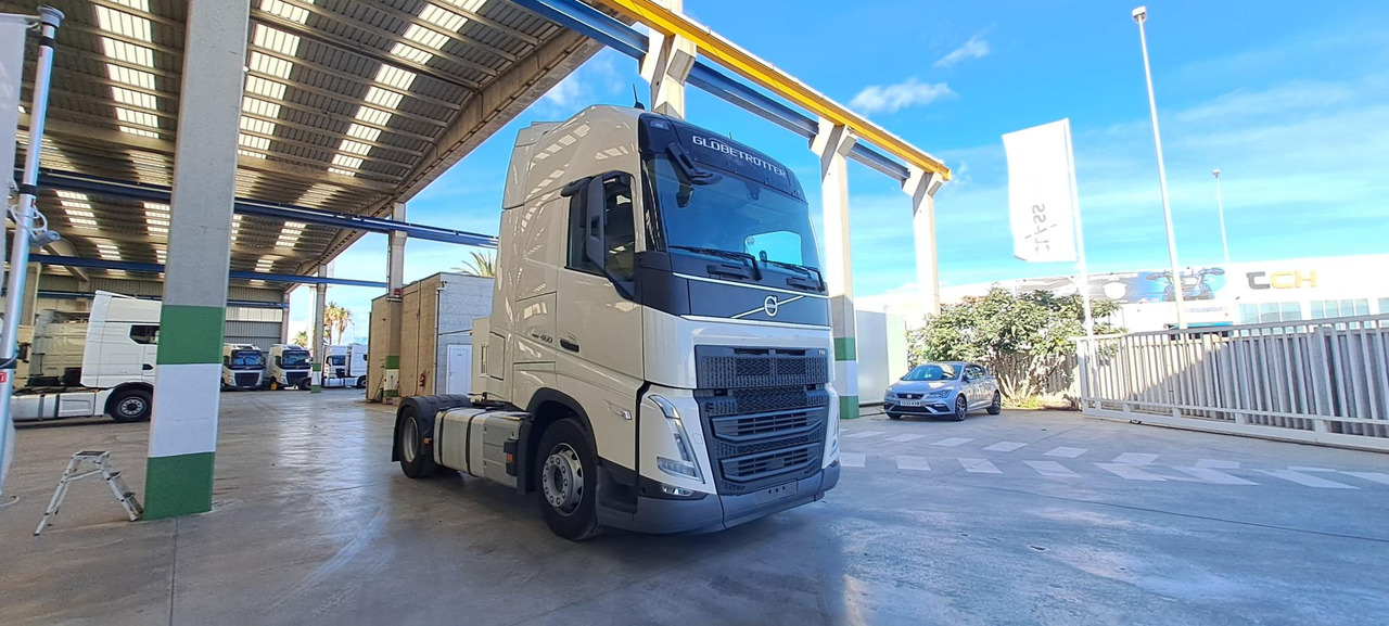 Volvo FH 460 Globetrotter XL Retarder - Камион влекач: слика 3 Volvo FH 460 Globetrotter XL Retarder - Камион влекач: слика 3