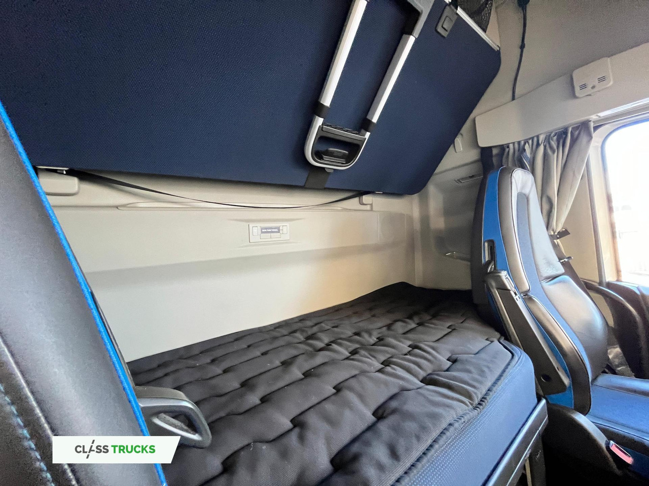 Камион влекач Volvo FH 460 Globetrotter XL Retarder i-Save: слика 12