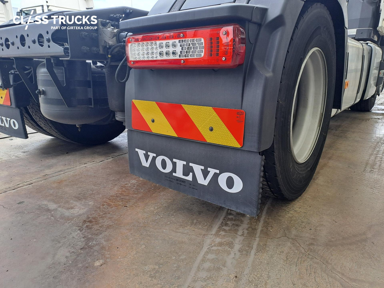 Volvo FH 460 Globetrotter XL Retarder i-Save - Камион влекач: слика 5 Volvo FH 460 Globetrotter XL Retarder i-Save - Камион влекач: слика 5