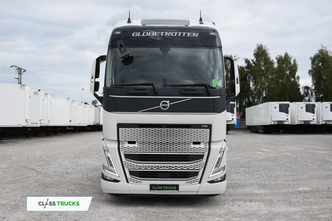 Volvo FH 460 Globetrotter XL i-Save Side Skirts - Камион влекач: слика 2 Volvo FH 460 Globetrotter XL i-Save Side Skirts - Камион влекач: слика 2
