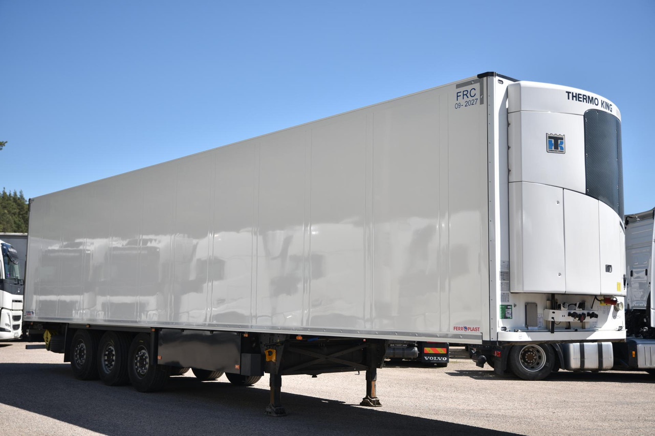Schmitz Cargobull SKO Double Deck FP 60 ThermoKing SLXi 300 Lifting Axle - Полуприколка ладилник: слика 3 Schmitz Cargobull SKO Double Deck FP 60 ThermoKing SLXi 300 Lifting Axle - Полуприколка ладилник: слика 3