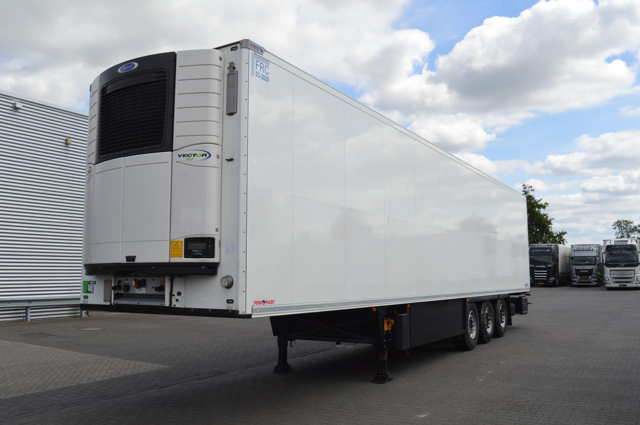 Schmitz Cargobull SKO FP 45 Carrier Vector 1550 - Полуприколка ладилник: слика 1 Schmitz Cargobull SKO FP 45 Carrier Vector 1550 - Полуприколка ладилник: слика 1
