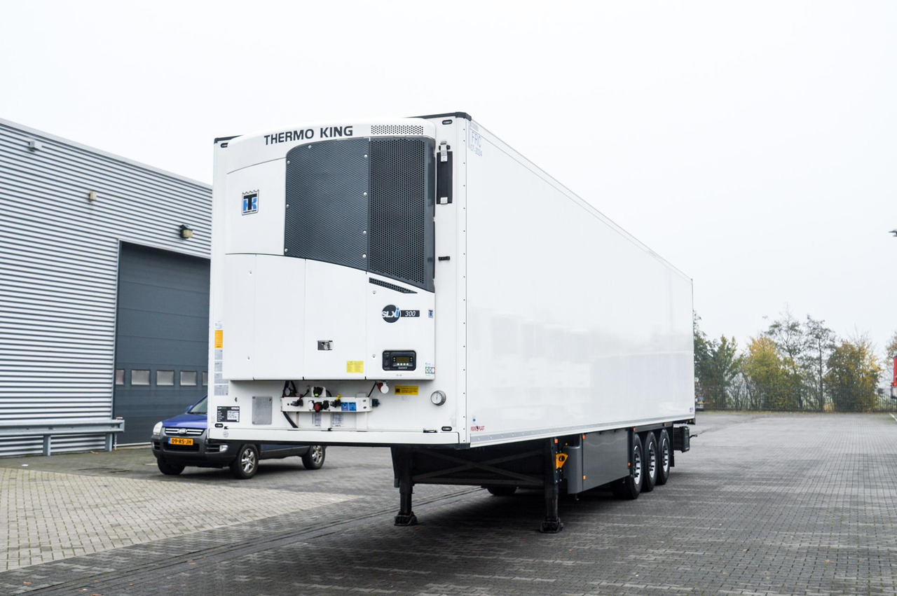 Schmitz Cargobull SKO FP 45 ThermoKing SLXi 300 - Полуприколка ладилник: слика 1 Schmitz Cargobull SKO FP 45 ThermoKing SLXi 300 - Полуприколка ладилник: слика 1