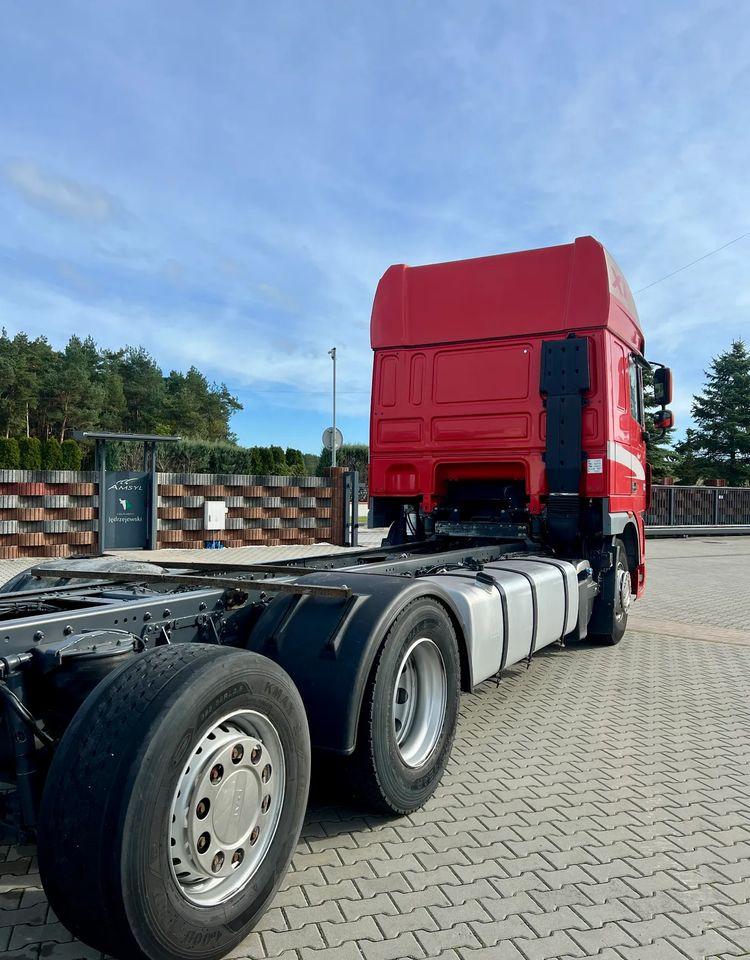 Камион со кабинска шасија DAF XF105.510 | 6x2 | Pod zabudowę |Os podnoszona i skrętna | Retarder | Webasto | Klimatyzacja: слика 8 Камион со кабинска шасија DAF XF105.510 | 6x2 | Pod zabudowę |Os podnoszona i skrętna | Retarder | Webasto | Klimatyzacja: слика 8