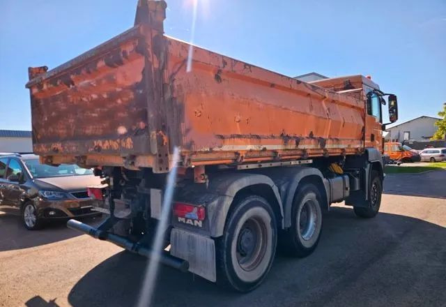 MAN TGS 26.000 kg • 6x4 • Wywrotka • Klima • Tempomat • Retarder• Euro5•310 000 km !!! - Кипер: слика 4 MAN TGS 26.000 kg • 6x4 • Wywrotka • Klima • Tempomat • Retarder• Euro5•310 000 km !!! - Кипер: слика 4