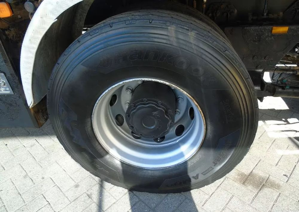 Кипер, Камион со кран MAN TGS 26.400 6x6 – Wywrotka 3-stronna Meiller + Żuraw HIAB 166 E3 HIPRO – 429.222 km – Euro 4: слика 28 Кипер, Камион со кран MAN TGS 26.400 6x6 – Wywrotka 3-stronna Meiller + Żuraw HIAB 166 E3 HIPRO – 429.222 km – Euro 4: слика 28