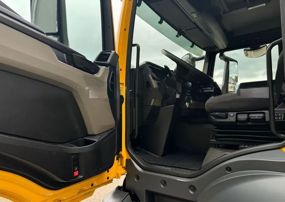 MAN TGS 26.430 6x2-4 – platforma z żurawiem FASSI F235- Euro 6 - Камион со кран, Камион со платформа: слика 5 MAN TGS 26.430 6x2-4 – platforma z żurawiem FASSI F235- Euro 6 - Камион со кран, Камион со платформа: слика 5