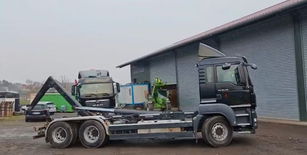 MAN TGS 26.440 6x4 – Meiller z systemem HDS (roll-off) + Kontener + Przyczepa – Euro 5 - Камион со кука за подигање: слика 2 MAN TGS 26.440 6x4 – Meiller z systemem HDS (roll-off) + Kontener + Przyczepa – Euro 5 - Камион со кука за подигање: слика 2