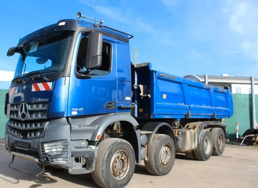 Mercedes-Benz 3245 | 8x4 | Wywrotka 3-stronna Meiller | Retarder | Bordmatik | Euro 6 | Klima | 308 798 km - Кипер: слика 2 Mercedes-Benz 3245 | 8x4 | Wywrotka 3-stronna Meiller | Retarder | Bordmatik | Euro 6 | Klima | 308 798 km - Кипер: слика 2