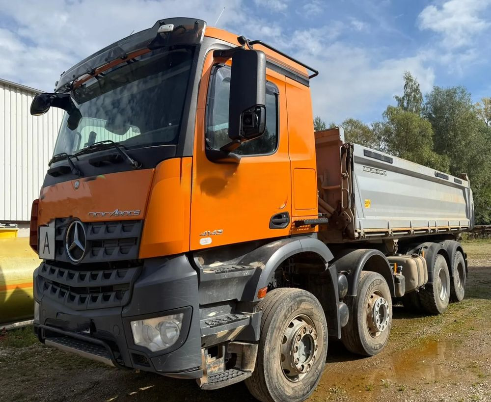 Mercedes-Benz AROCS 4143 8x4 | BORTMATIC - wywrotka trójstronna | Retarder |Zawieszenie na resorach | - Кипер: слика 1 Mercedes-Benz AROCS 4143 8x4 | BORTMATIC - wywrotka trójstronna | Retarder |Zawieszenie na resorach | - Кипер: слика 1