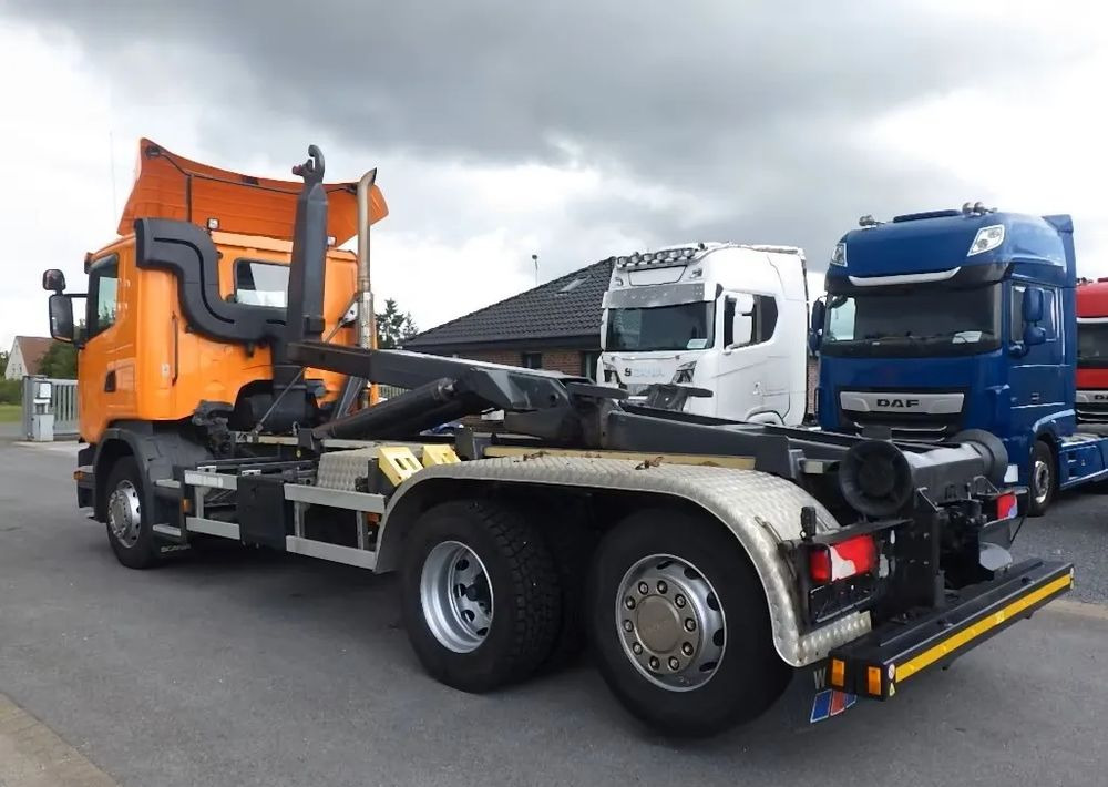 Scania G 450 — Hakowiec / Retarder / Pełna pneumatyka / Skrętna oś / Euro 6/ 6x2 - Камион со кука за подигање: слика 3 Scania G 450 — Hakowiec / Retarder / Pełna pneumatyka / Skrętna oś / Euro 6/ 6x2 - Камион со кука за подигање: слика 3