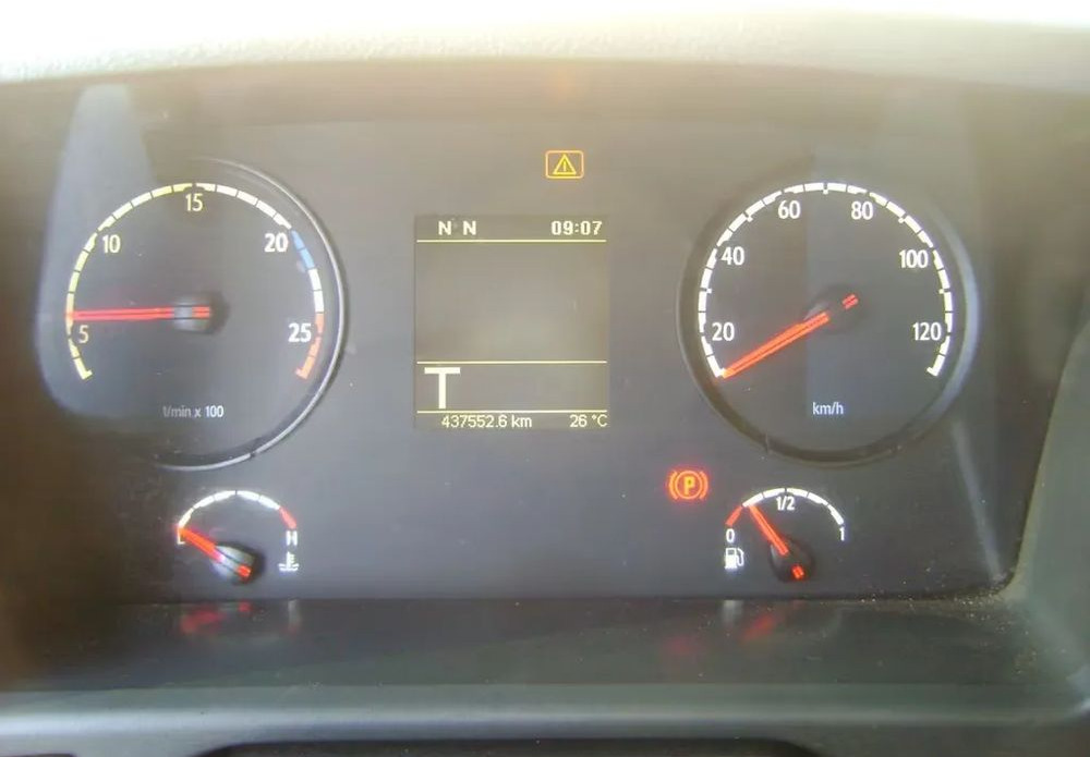 Scania P280 Chłodnia z zabudową chłodniczą Carrier 1.150 Supra-Silent / 4x2/ Euro6 - Камион ладилник: слика 4 Scania P280 Chłodnia z zabudową chłodniczą Carrier 1.150 Supra-Silent / 4x2/ Euro6 - Камион ладилник: слика 4