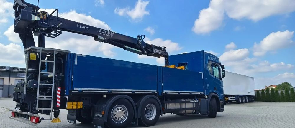 Scania R 500 6x2 z żurawiem Fassi F 215 AS – 2019 – Euro 6 –Retarder -Oś skrętna - Gotowa do pracy! - Камион со кран, Камион со платформа: слика 5 Scania R 500 6x2 z żurawiem Fassi F 215 AS – 2019 – Euro 6 –Retarder -Oś skrętna - Gotowa do pracy! - Камион со кран, Камион со платформа: слика 5