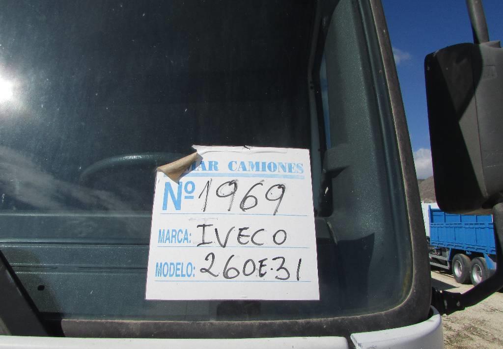 IVECO 260 E31 6X2 CAJA FIJA - Камион со платформа: слика 3 IVECO 260 E31 6X2 CAJA FIJA - Камион со платформа: слика 3