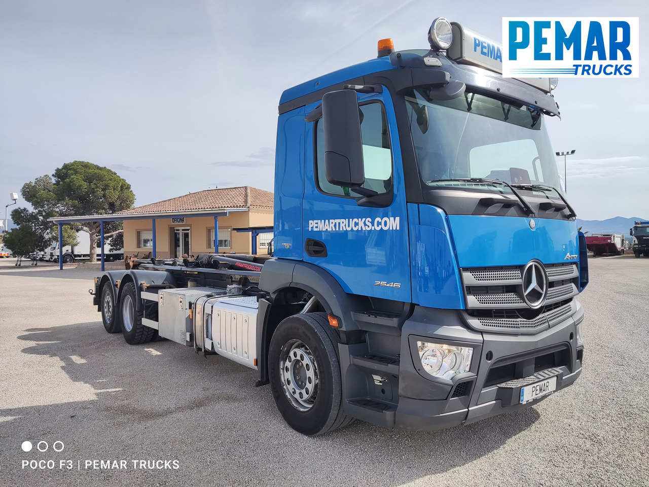 MERCEDES-BENZ ANTOS 2546 6X2 MULTILIFT - Транспортер на контејнер/ Камион со променливо тело: слика 4 MERCEDES-BENZ ANTOS 2546 6X2 MULTILIFT - Транспортер на контејнер/ Камион со променливо тело: слика 4