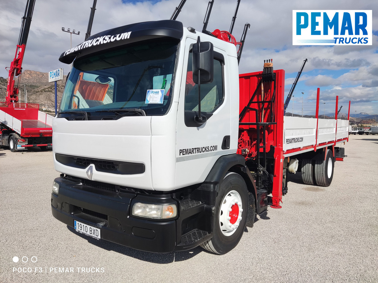 RENAULT PREMIUM 270 DCI GRUA CAJA FIJA - Камион со кран: слика 2 RENAULT PREMIUM 270 DCI GRUA CAJA FIJA - Камион со кран: слика 2