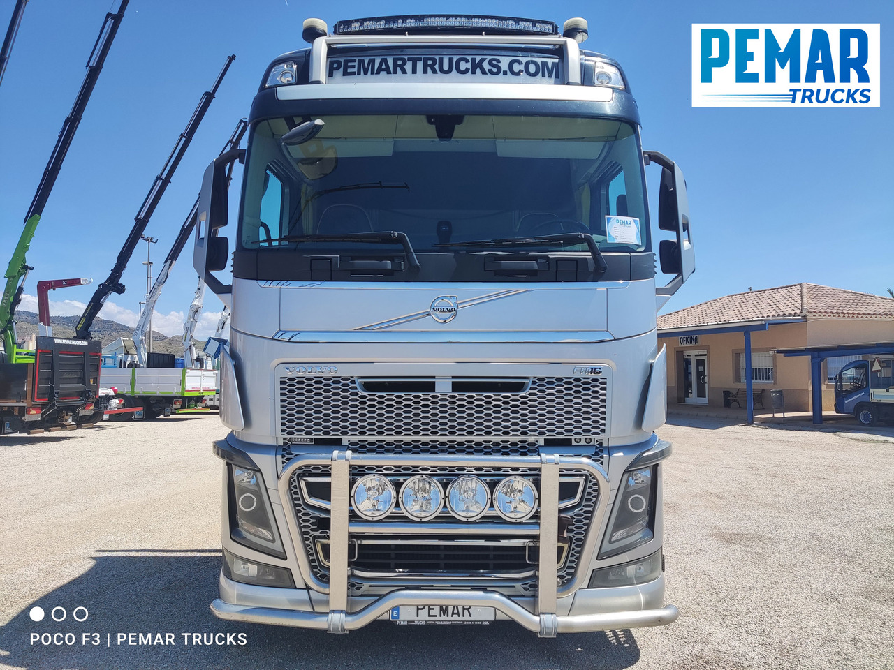 VOLVO FH16 750 8X4 PLATAFORMA CAJA ABIERTA - Камион со платформа: слика 2 VOLVO FH16 750 8X4 PLATAFORMA CAJA ABIERTA - Камион со платформа: слика 2