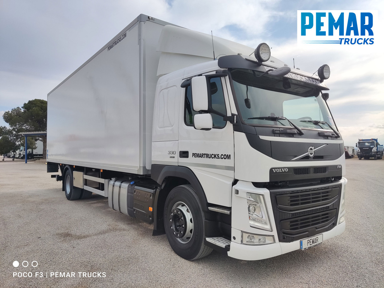 VOLVO FM 330 4X2 FRIGORIFICO EURO 6 - Камион ладилник: слика 3 VOLVO FM 330 4X2 FRIGORIFICO EURO 6 - Камион ладилник: слика 3