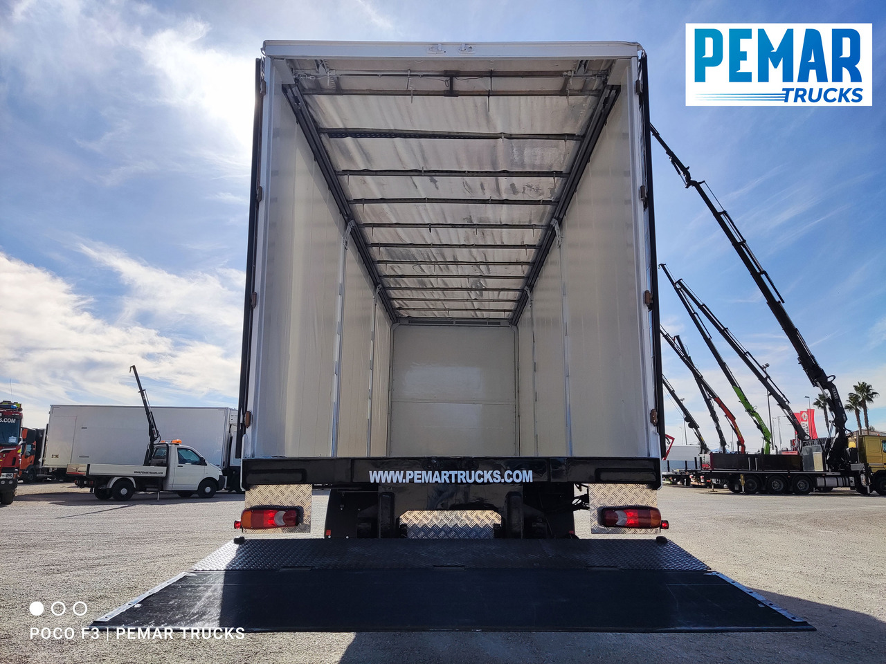 Камион со церада VOLVO FM 410 TAUTLINER: слика 11 Камион со церада VOLVO FM 410 TAUTLINER: слика 11