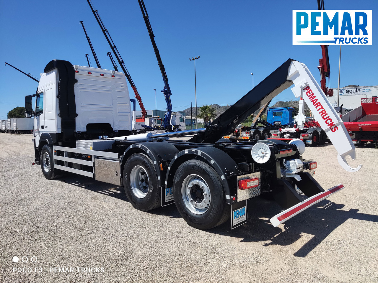 Транспортер на контејнер/ Камион со променливо тело VOLVO FM 500 6X2 GANCHO MULTILIFT: слика 20 Транспортер на контејнер/ Камион со променливо тело VOLVO FM 500 6X2 GANCHO MULTILIFT: слика 20