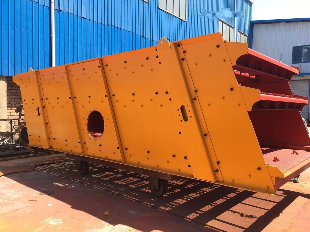 Kinglink 3YA2360 Triple decks Vibrating Screen | Silex - Градежно сито: слика 5 Kinglink 3YA2360 Triple decks Vibrating Screen | Silex - Градежно сито: слика 5