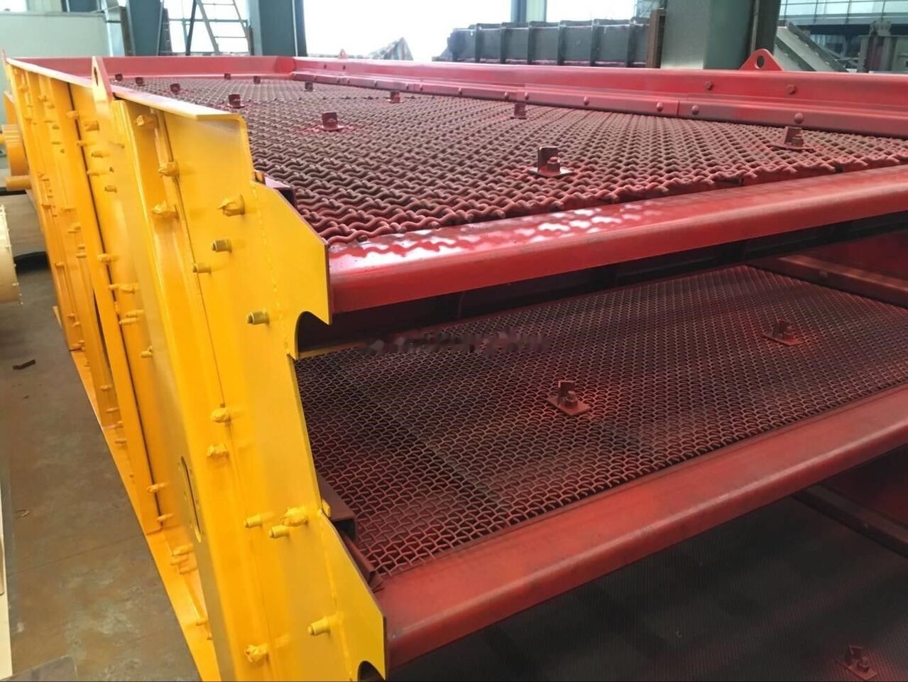 Kinglink 3YK2160 Aggregates and Stone Vibrating Screen | 300TPH - Градежно сито: слика 5 Kinglink 3YK2160 Aggregates and Stone Vibrating Screen | 300TPH - Градежно сито: слика 5