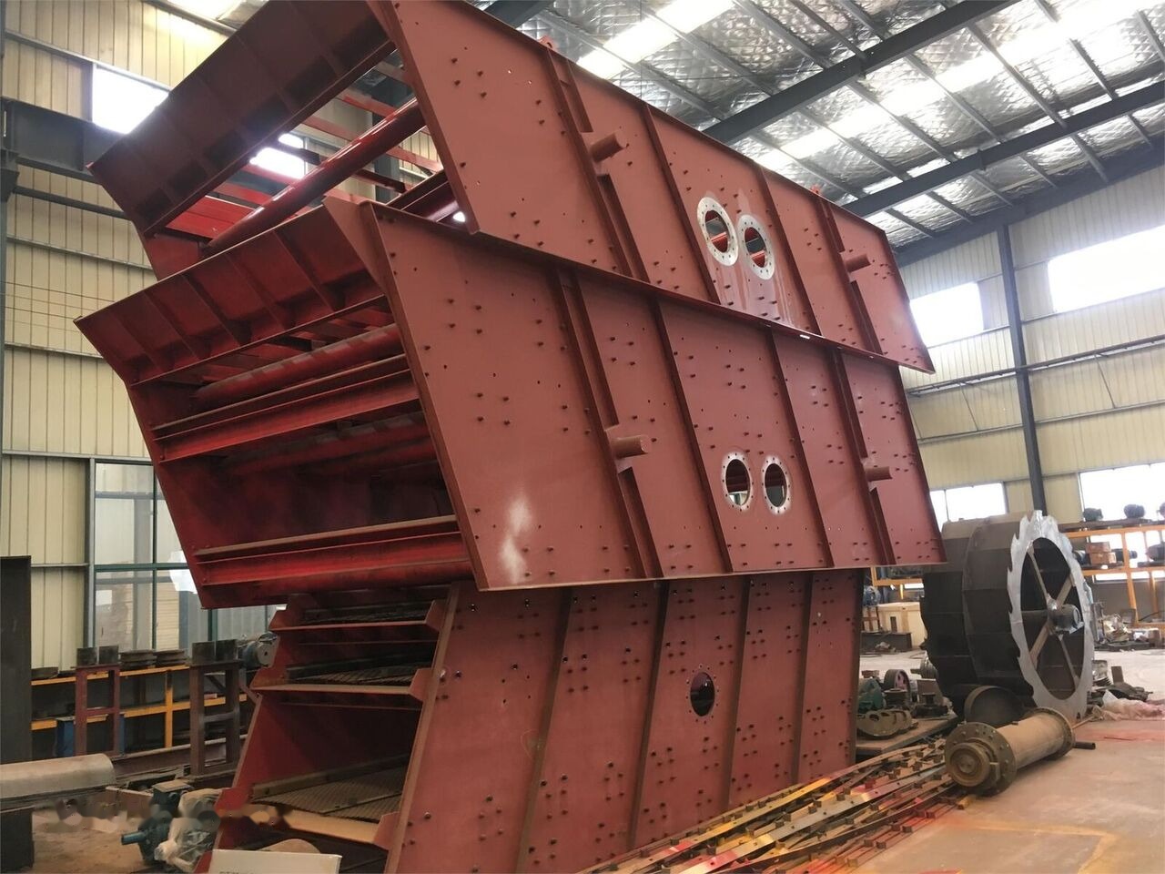 Kinglink 3YK2160 Copper Ore Vibrating Sizing Machine - Градежно сито: слика 1 Kinglink 3YK2160 Copper Ore Vibrating Sizing Machine - Градежно сито: слика 1