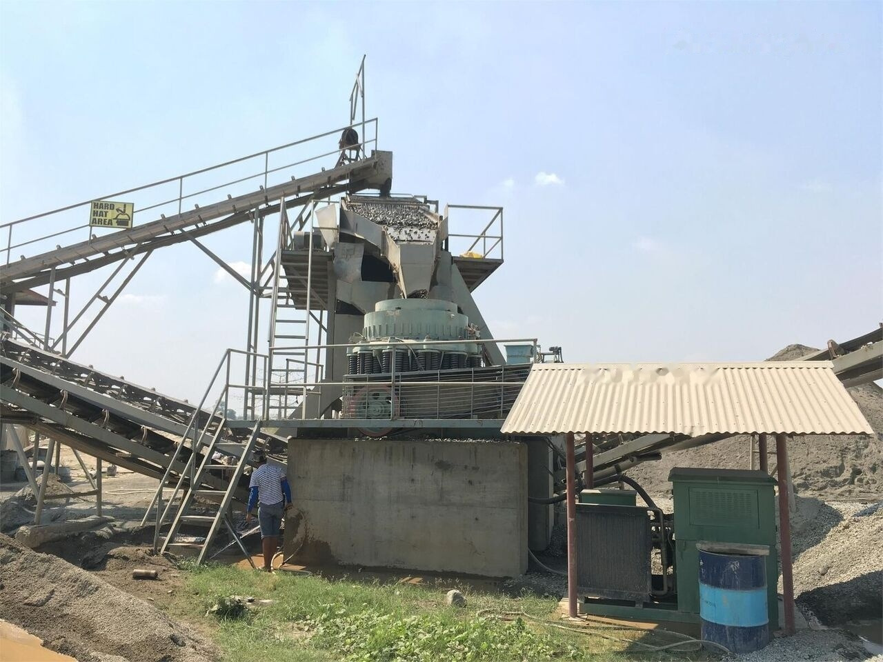Kinglink 4.25 Ft Riverstone Cone Crusher KLF1300 - Конус дробилката: слика 2 Kinglink 4.25 Ft Riverstone Cone Crusher KLF1300 - Конус дробилката: слика 2