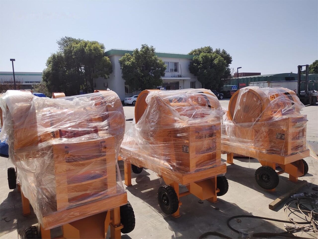 Нов Дробилката за вилица Kinglink Diesel engine Driven Portable Jaw Crusher: слика 9