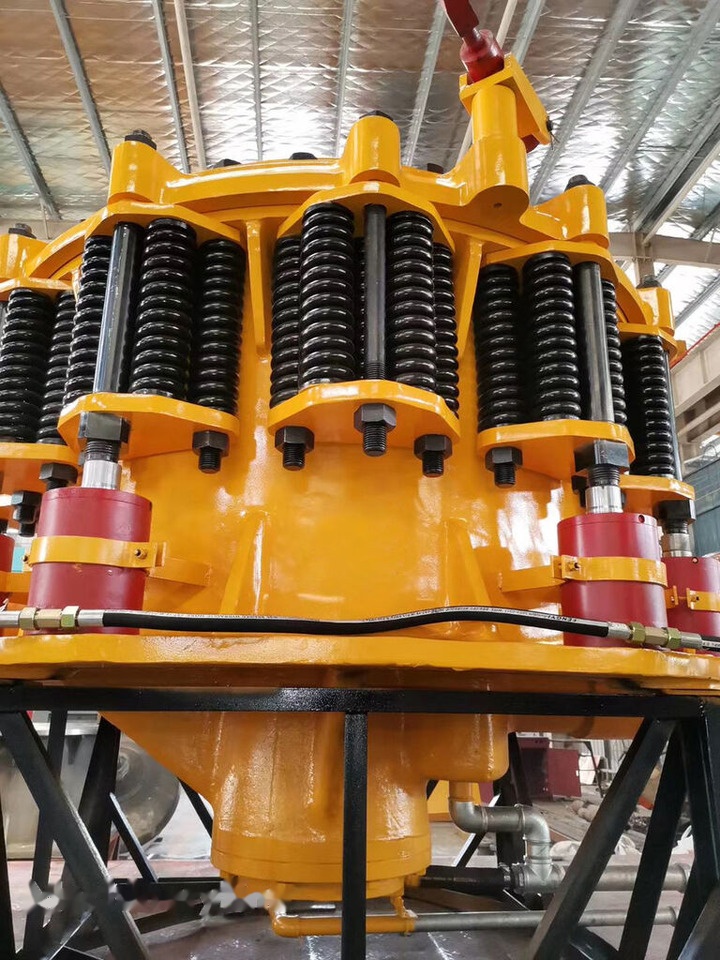 Kinglink KL1380 4.5FT Riverbed Materials Stone Cone Crusher (4 1/2 FT) - Конус дробилката: слика 3 Kinglink KL1380 4.5FT Riverbed Materials Stone Cone Crusher (4 1/2 FT) - Конус дробилката: слика 3