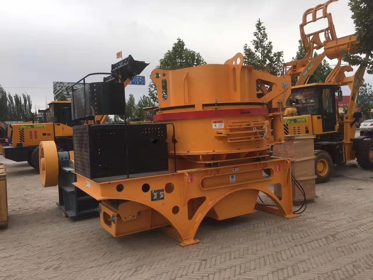 Kinglink KL7 VSI Crusher | Sand Making Machine 50TPH - Ударна дробилката: слика 1 Kinglink KL7 VSI Crusher | Sand Making Machine 50TPH - Ударна дробилката: слика 1