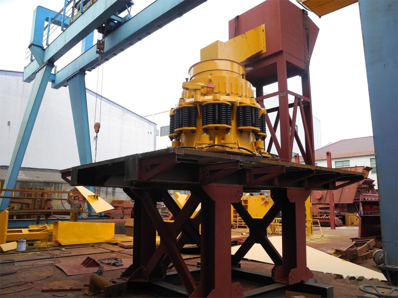 Kinglink KLC1000 100TPH Silex Stone Cone Crusher - Конус дробилката: слика 1 Kinglink KLC1000 100TPH Silex Stone Cone Crusher - Конус дробилката: слика 1