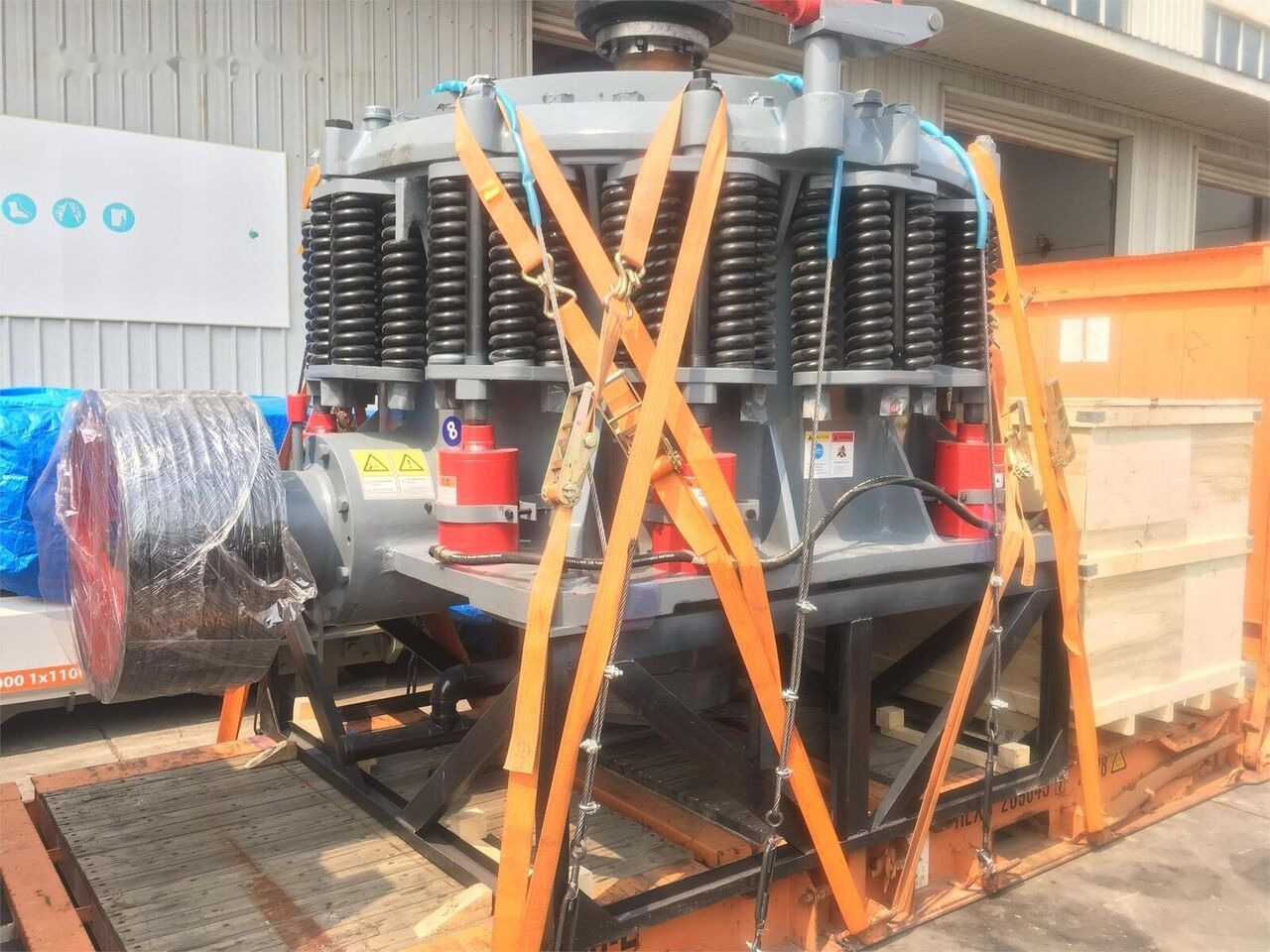 Kinglink KLC1500 5 Ft Cone Crusher | Ore | Mining - Конус дробилката: слика 4 Kinglink KLC1500 5 Ft Cone Crusher | Ore | Mining - Конус дробилката: слика 4