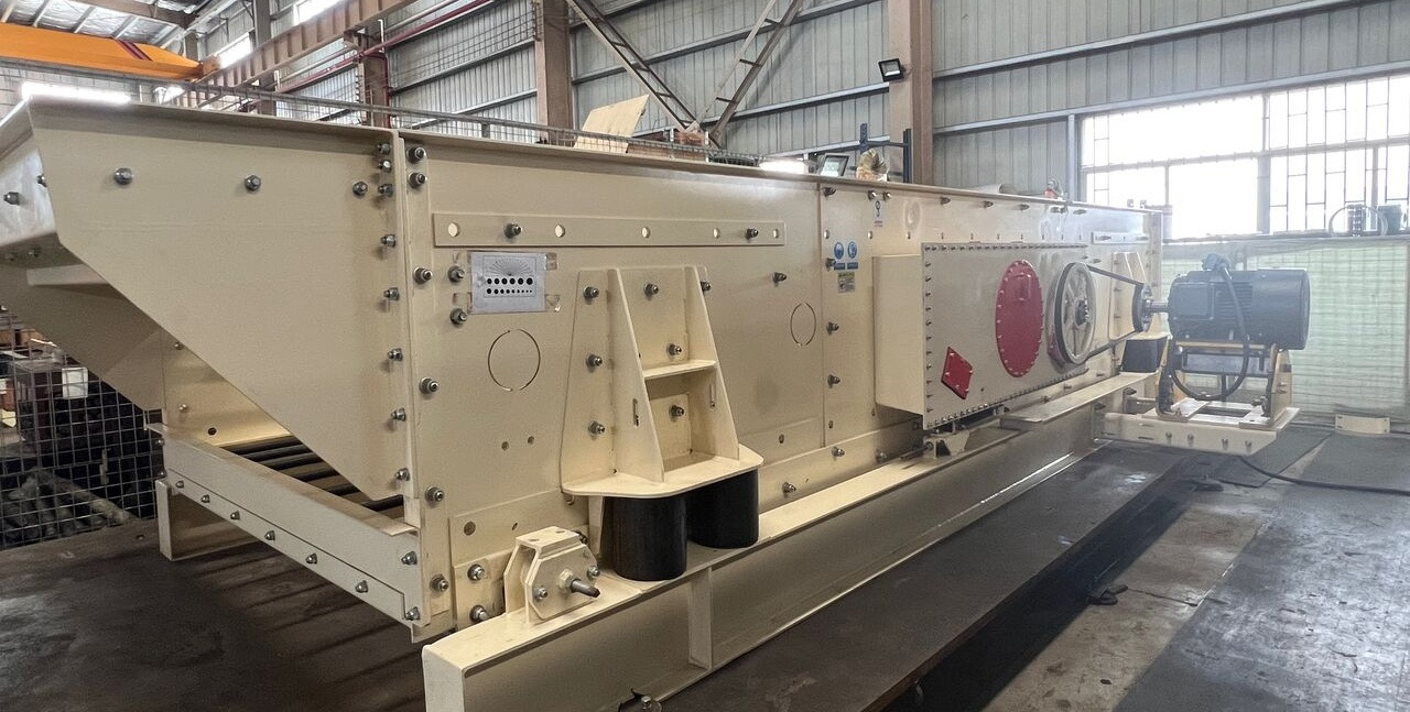 Kinglink New Horizontal Vibrating Screen - Градежно сито: слика 3 Kinglink New Horizontal Vibrating Screen - Градежно сито: слика 3