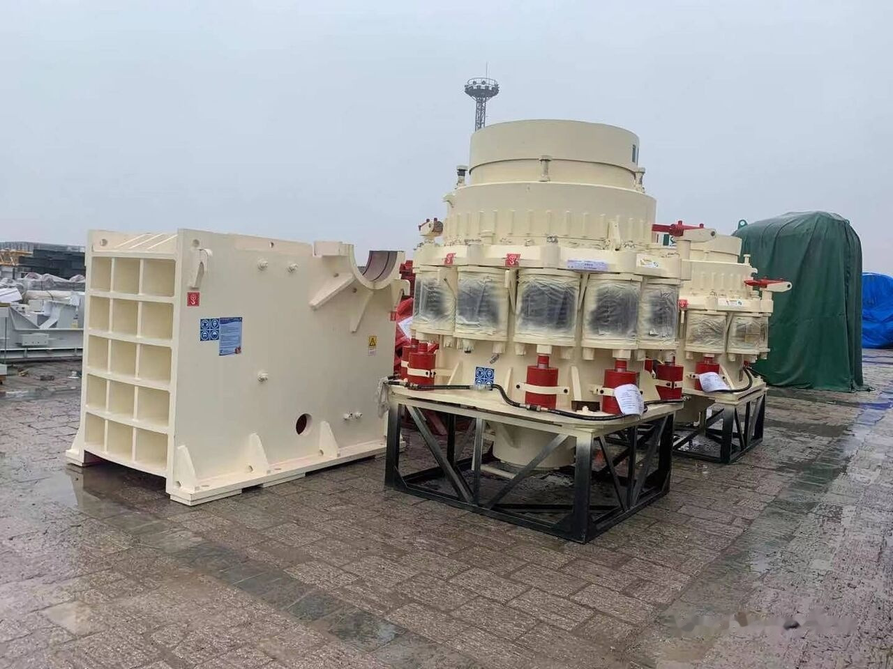 Kinglink PE3042 Granite Jaw Crusher for Nigeria Quarry - Дробилката за вилица: слика 3 Kinglink PE3042 Granite Jaw Crusher for Nigeria Quarry - Дробилката за вилица: слика 3