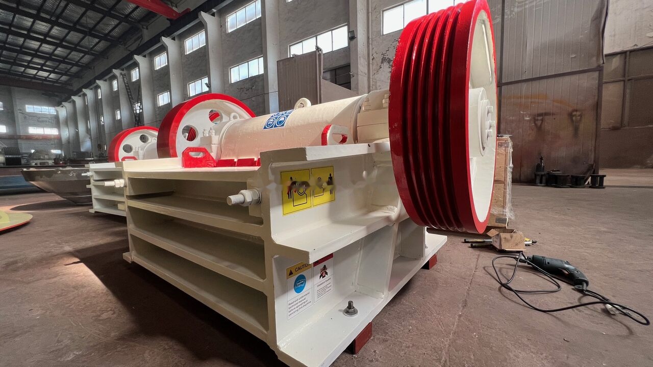 Kinglink PEX150X1000 Jaw Crusher | Oil Sands - Дробилката за вилица: слика 3 Kinglink PEX150X1000 Jaw Crusher | Oil Sands - Дробилката за вилица: слика 3