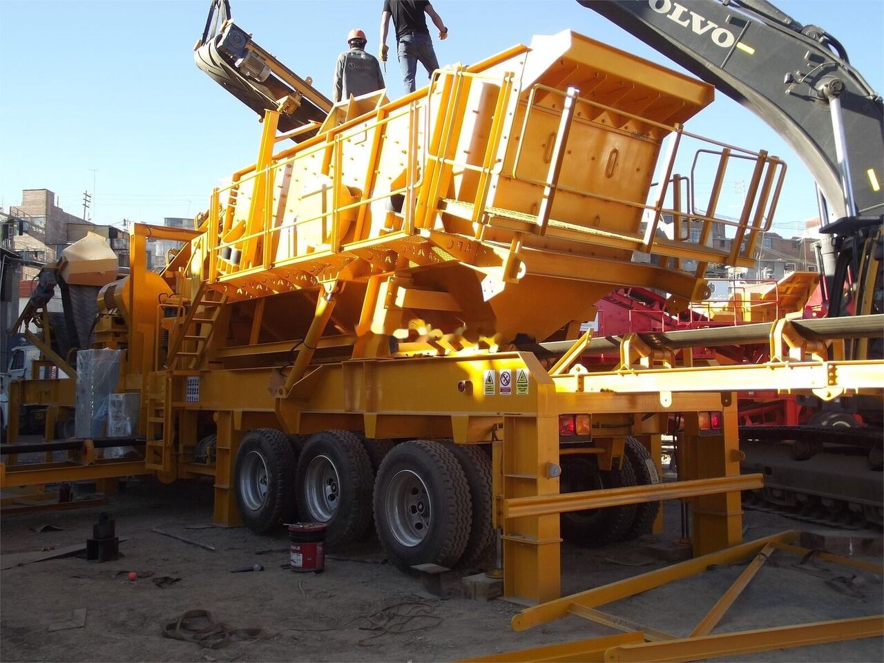 Kinglink Portable Mobile Vibrating Screen 3YK1548 - Градежно сито: слика 1 Kinglink Portable Mobile Vibrating Screen 3YK1548 - Градежно сито: слика 1