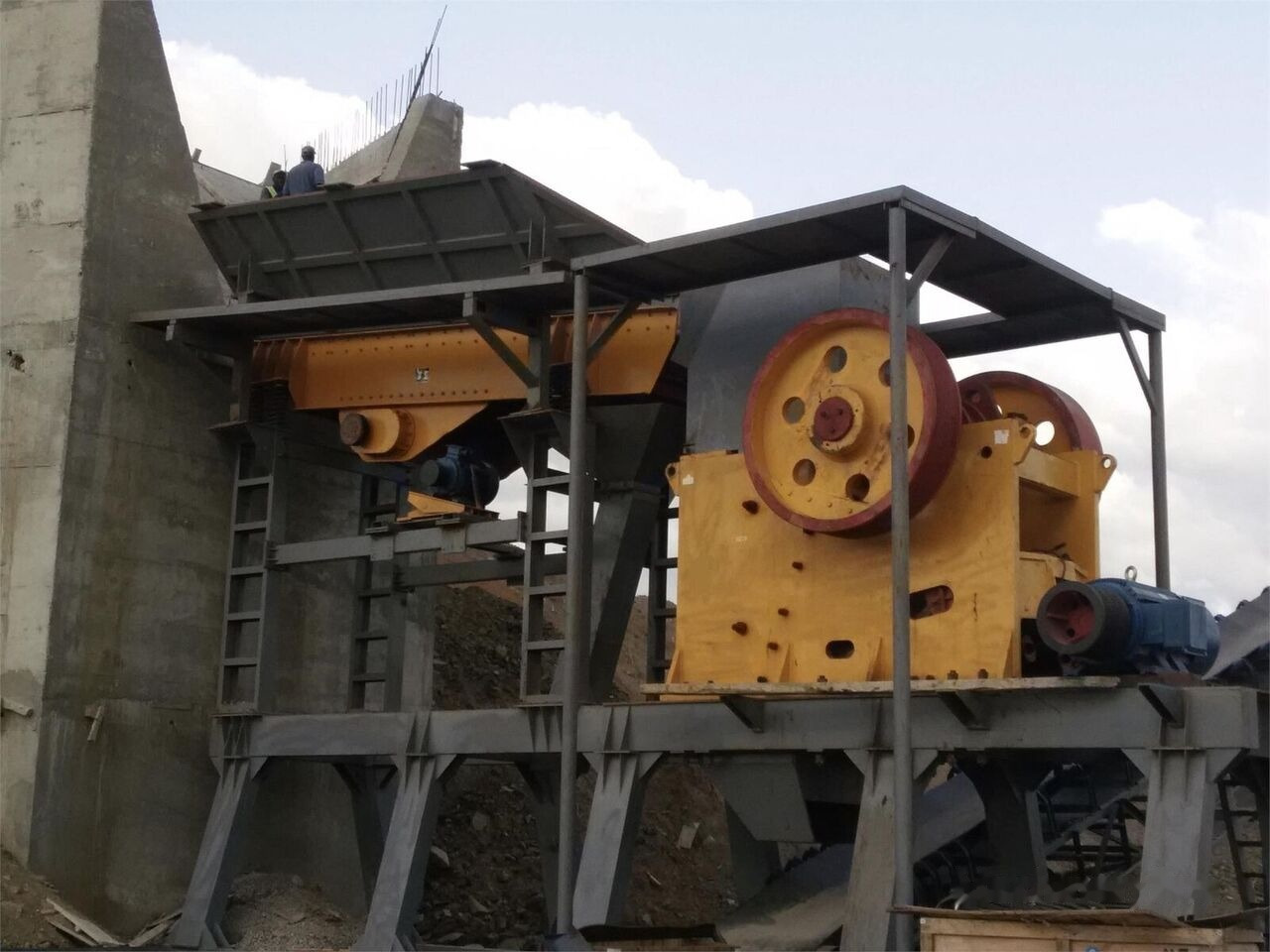 Kinglink Primary Jaw Crusher PE900X1200 | PE3648 - Дробилката за вилица: слика 1 Kinglink Primary Jaw Crusher PE900X1200 | PE3648 - Дробилката за вилица: слика 1