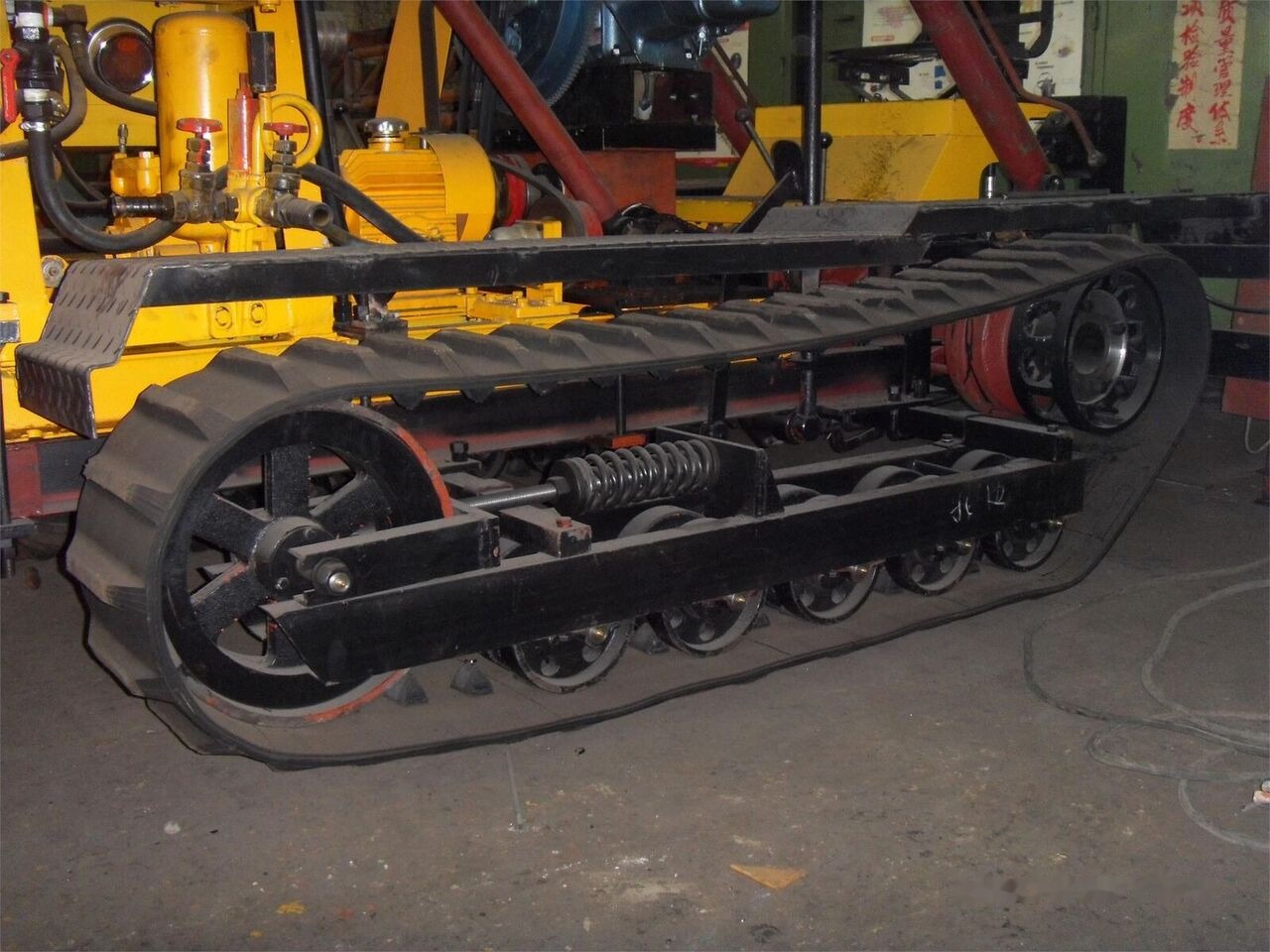 Kinglink XY-1B-1 Crawler Mounted Drilling Rig - Машина за бушење: слика 5 Kinglink XY-1B-1 Crawler Mounted Drilling Rig - Машина за бушење: слика 5
