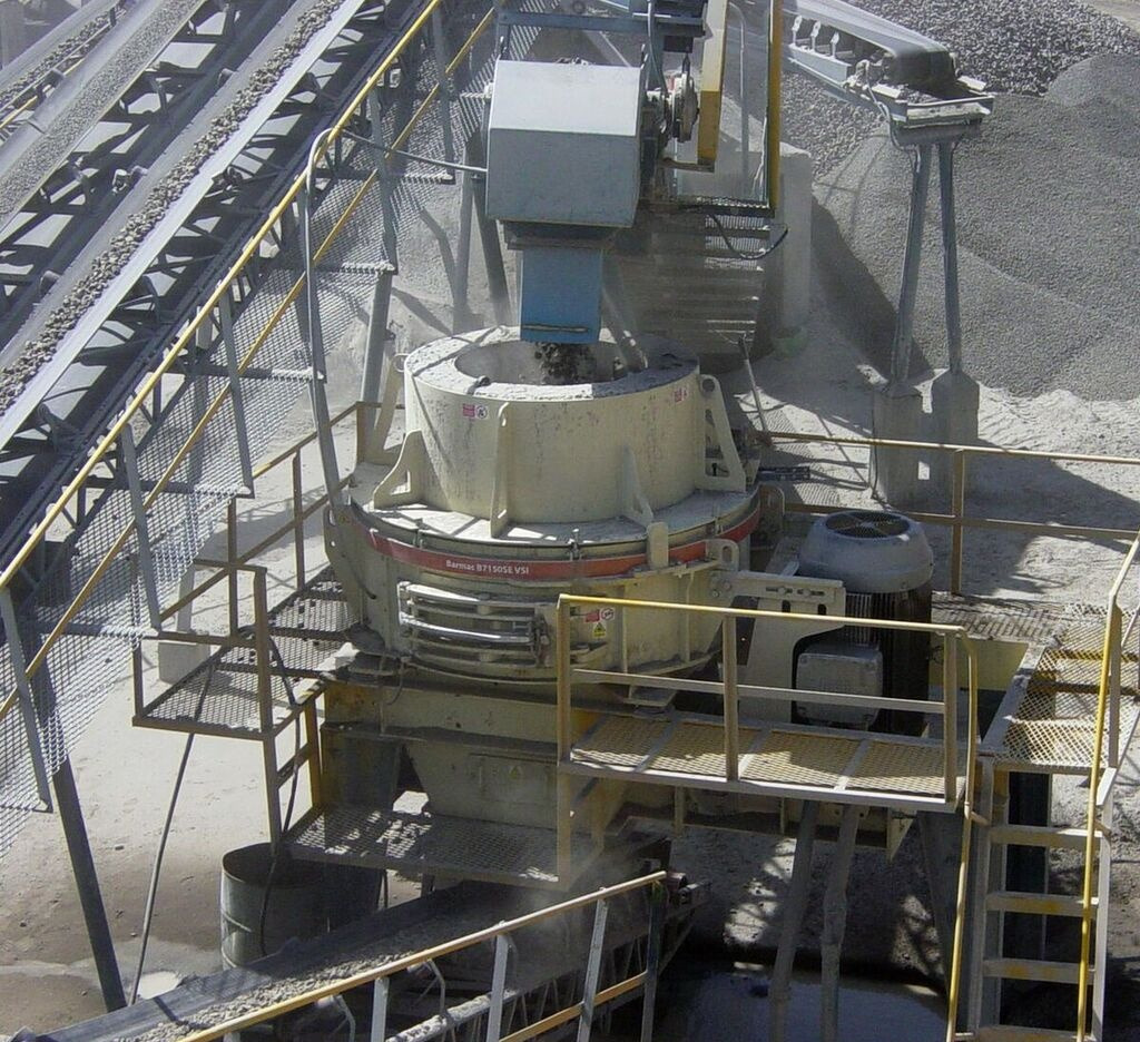 Metso BARMAC B7100SE VSI Impactor - Конус дробилката: слика 1 Metso BARMAC B7100SE VSI Impactor - Конус дробилката: слика 1