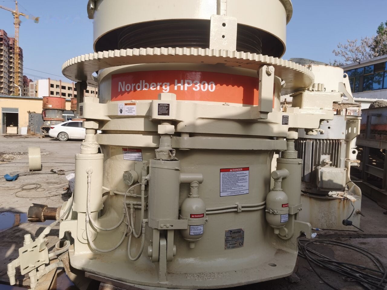 Metso HP300 - Конус дробилката: слика 1 Metso HP300 - Конус дробилката: слика 1