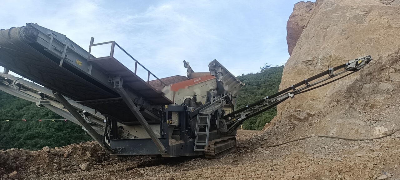 Metso LOKOTRACK ST2.8 VIBRATING SCREEN - Мобилна дробилка: слика 2 Metso LOKOTRACK ST2.8 VIBRATING SCREEN - Мобилна дробилка: слика 2