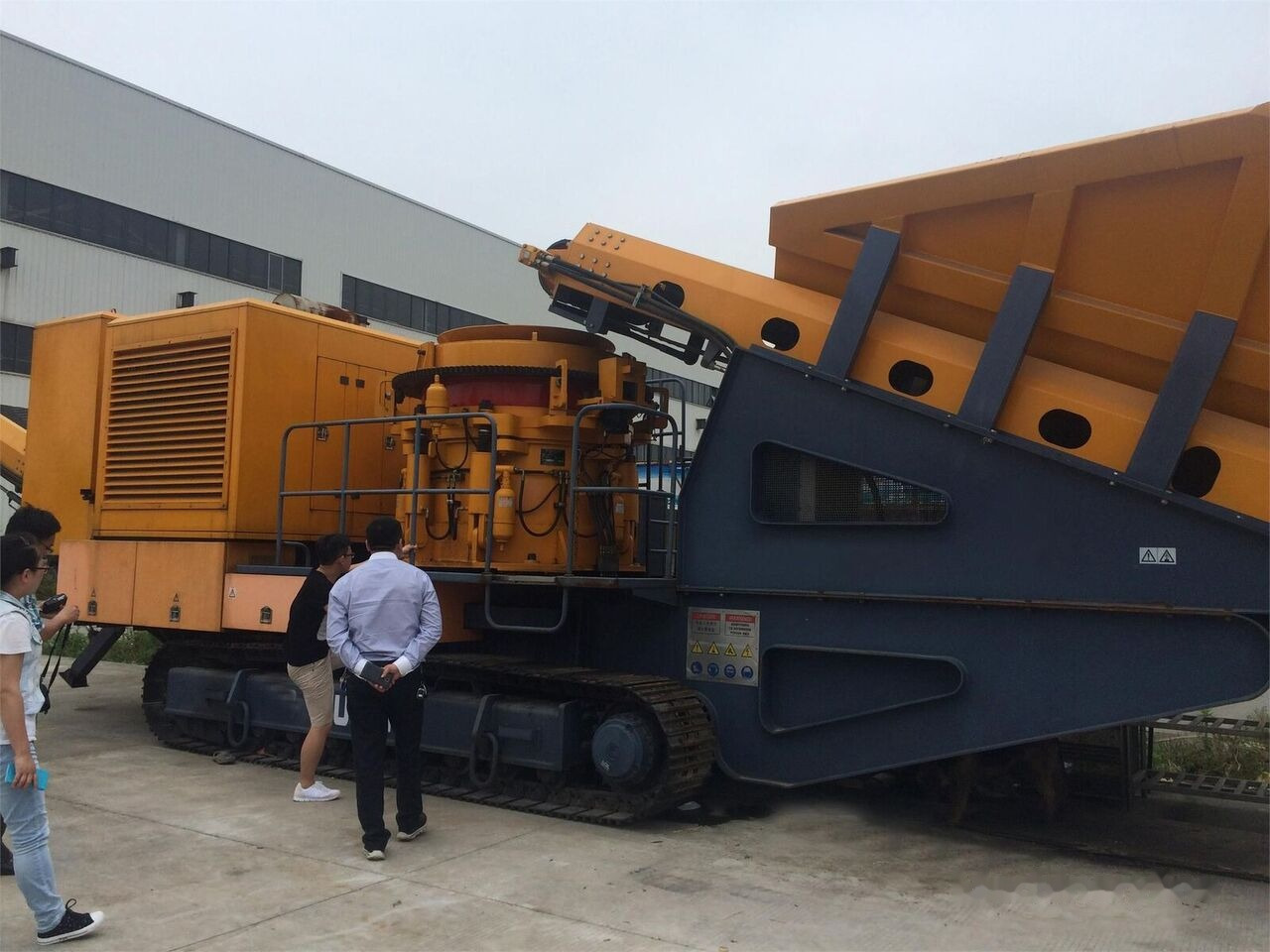 New KINGLINK HPY300 Mobile Cone Plant - Конус дробилката: слика 1 New KINGLINK HPY300 Mobile Cone Plant - Конус дробилката: слика 1
