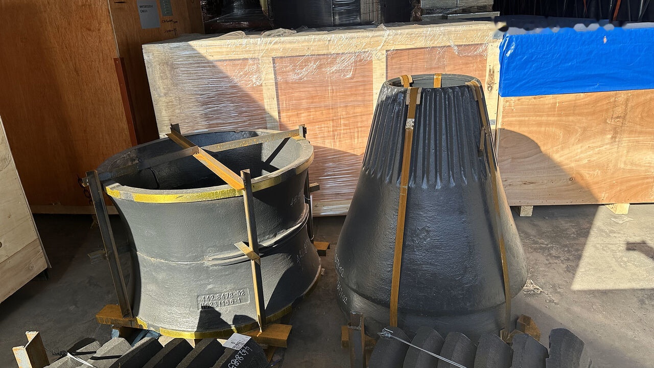 Wear Parts Concave and Mantle for Sandvik CS430 Cone Crusher Kinglink KCS430 - Резервни делови за Дробилка: слика 1 Wear Parts Concave and Mantle for Sandvik CS430 Cone Crusher Kinglink KCS430 - Резервни делови за Дробилка: слика 1