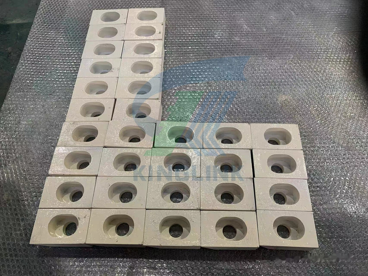 Wedge Suits NP1315 Impact Crusher | NP1315 7027005255 for crusher - Резервни делови за Дробилка: слика 1 Wedge Suits NP1315 Impact Crusher | NP1315 7027005255 for crusher - Резервни делови за Дробилка: слика 1