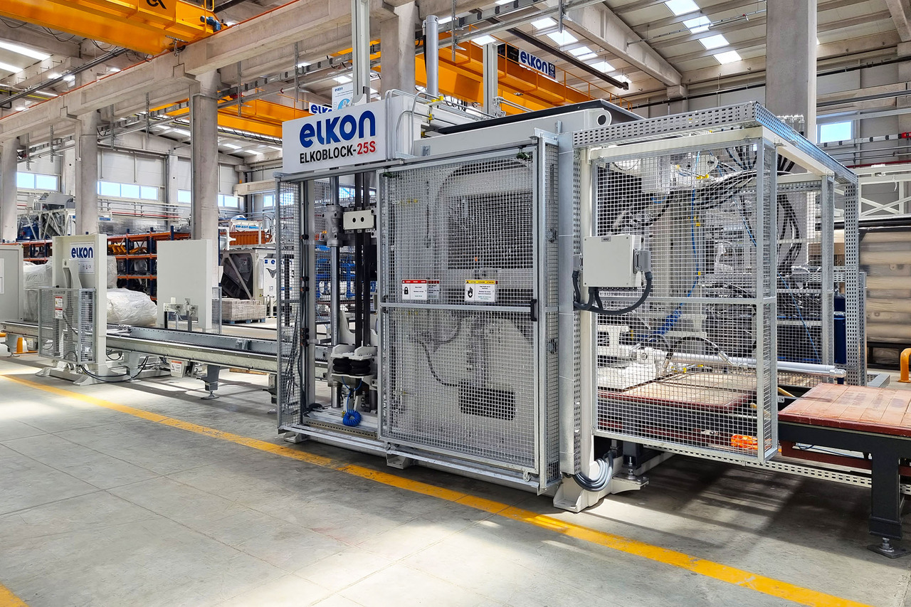 ELKON Elkoblock-25 Block Making Machine - Машина за бетонски блокови: слика 2 ELKON Elkoblock-25 Block Making Machine - Машина за бетонски блокови: слика 2