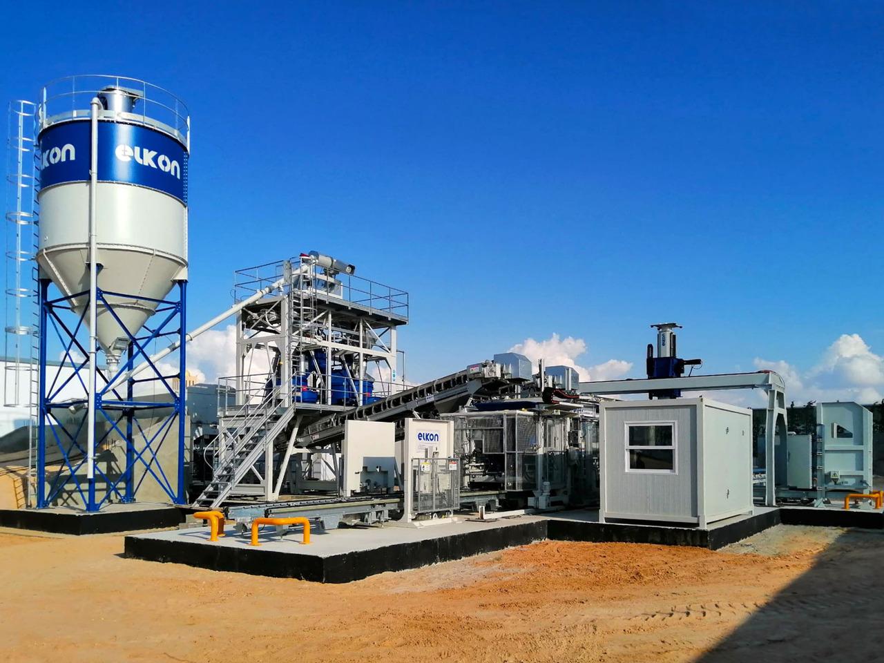 ELKON Elkoblock-25 Plus Block Making Machine - Машина за бетонски блокови: слика 2 ELKON Elkoblock-25 Plus Block Making Machine - Машина за бетонски блокови: слика 2