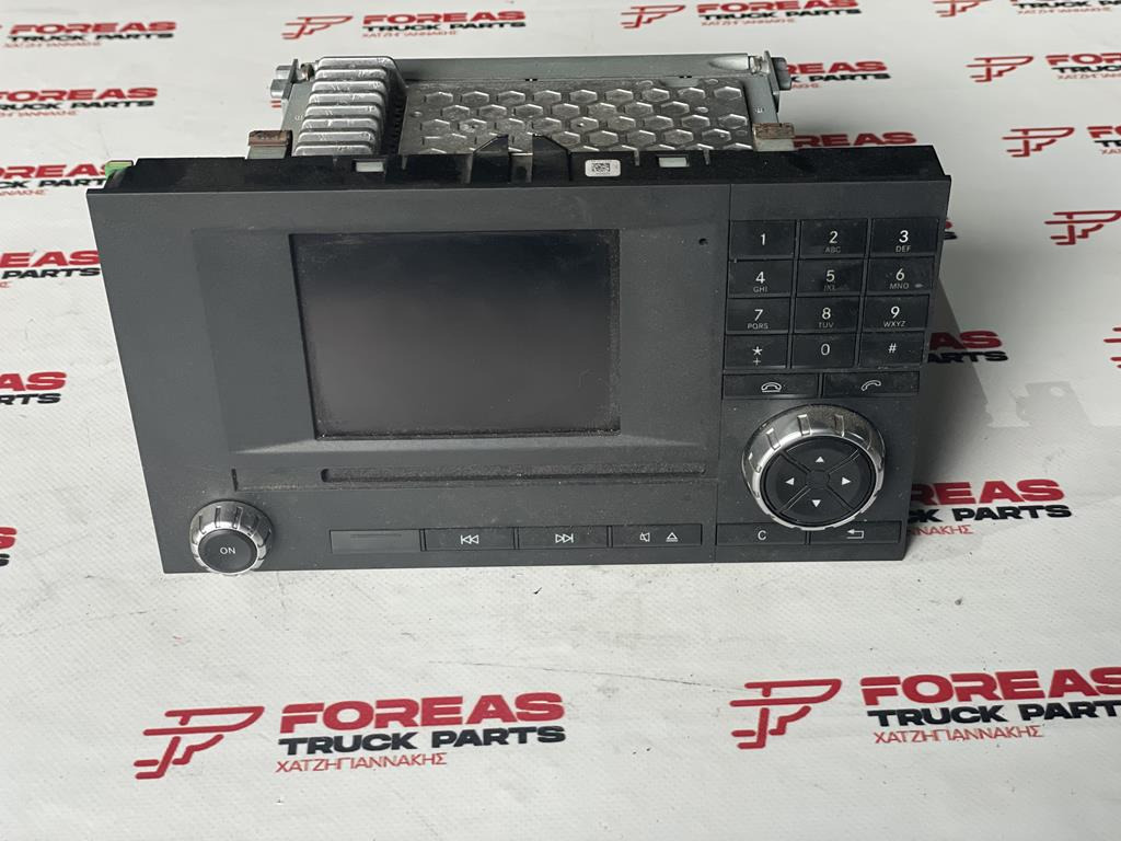 BOSCH RADIO FOR MERCEDES ACTROS MP4 - A 0004466662 - Кабина и ентериер за Камион: слика 1 BOSCH RADIO FOR MERCEDES ACTROS MP4 - A 0004466662 - Кабина и ентериер за Камион: слика 1